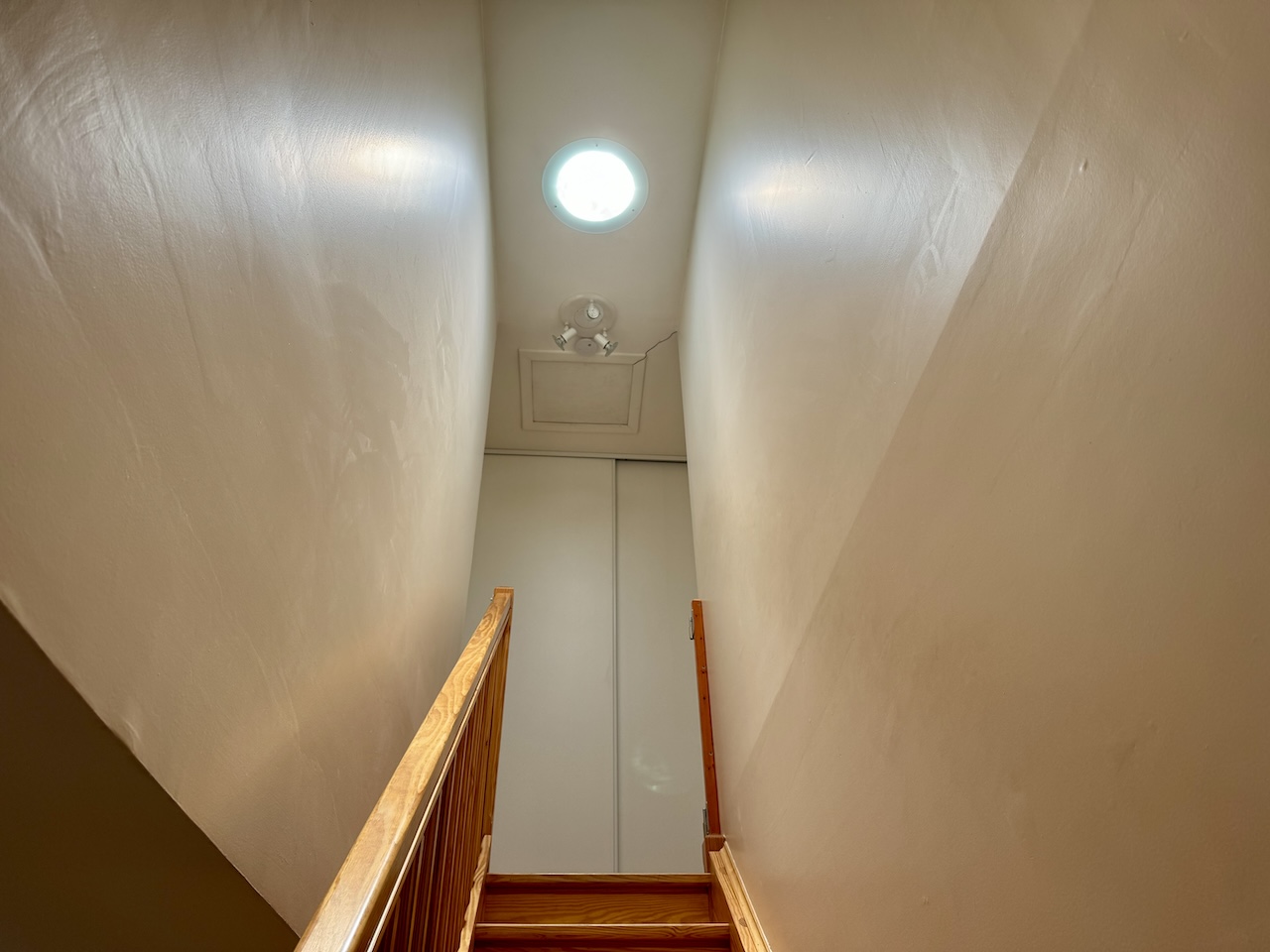 Puit de lumière escalier 69