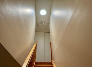 Puit de lumière escalier 69